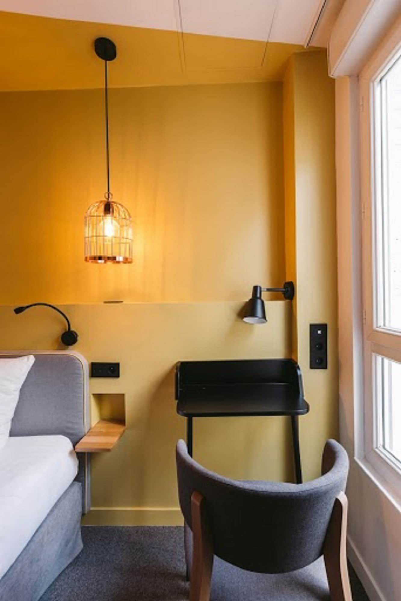 Room amenity