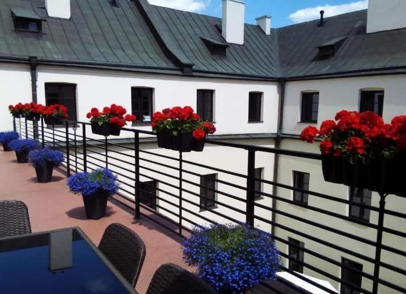 Balcony Photo