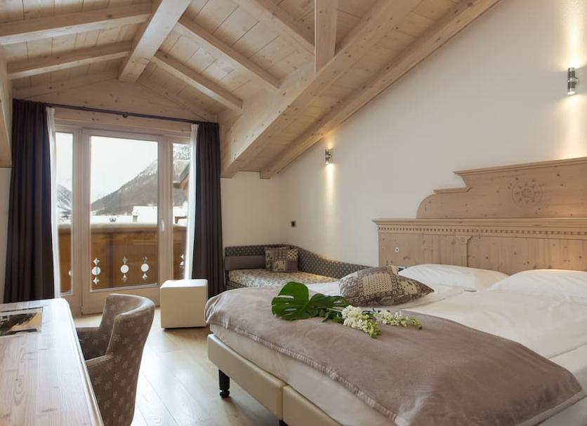 Bedroom Photo