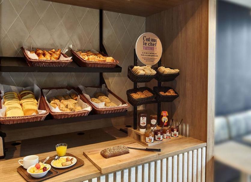 Buffet Photo