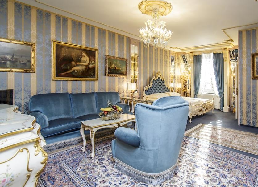 Living room Photo