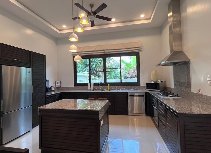Kitchen Photo