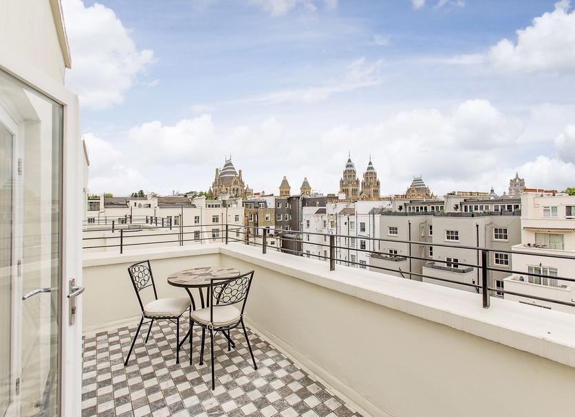 Balcony Photo
