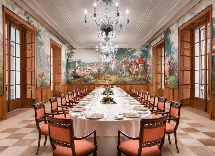 Banquet hall Photo