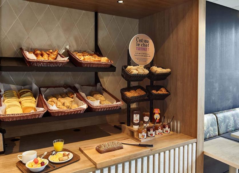 Buffet Photo