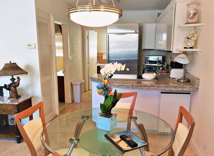 Dining room Photo