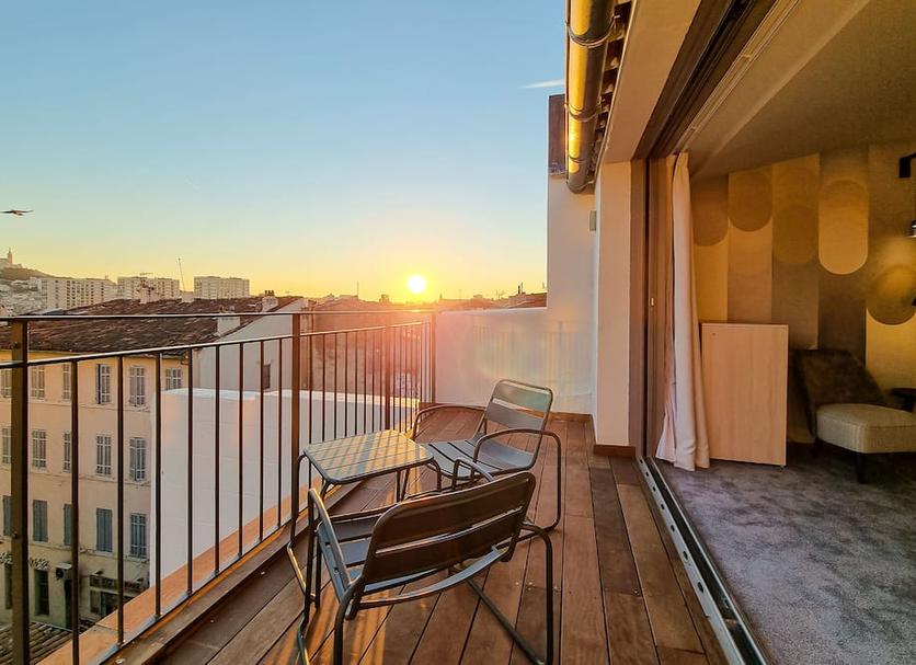 Balcony Photo