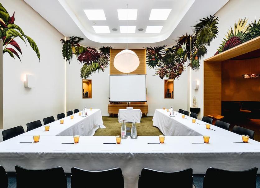 Conference room Photo