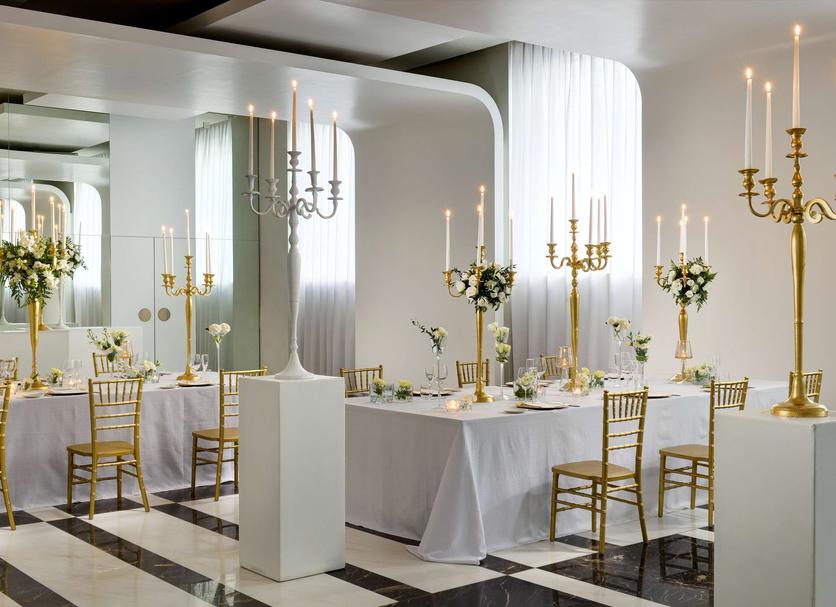 Banquet hall Photo