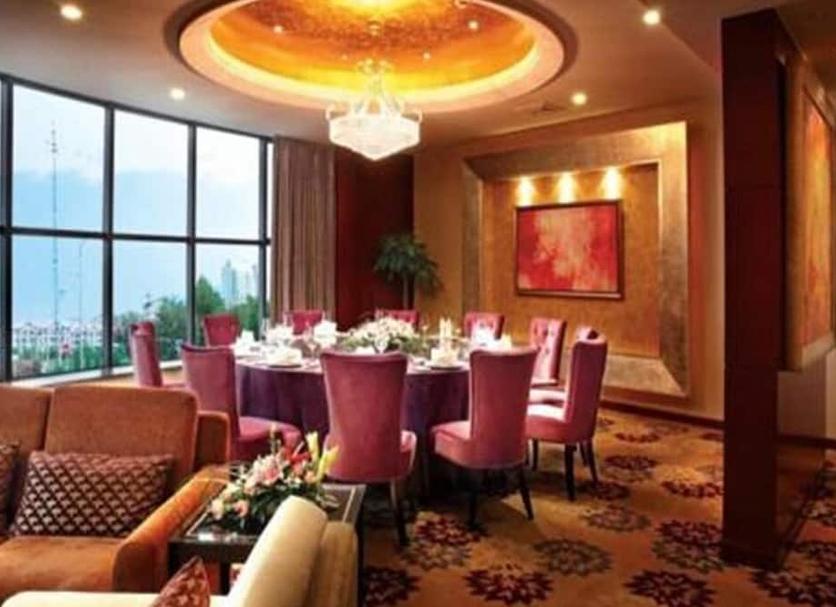 Banquet hall Photo