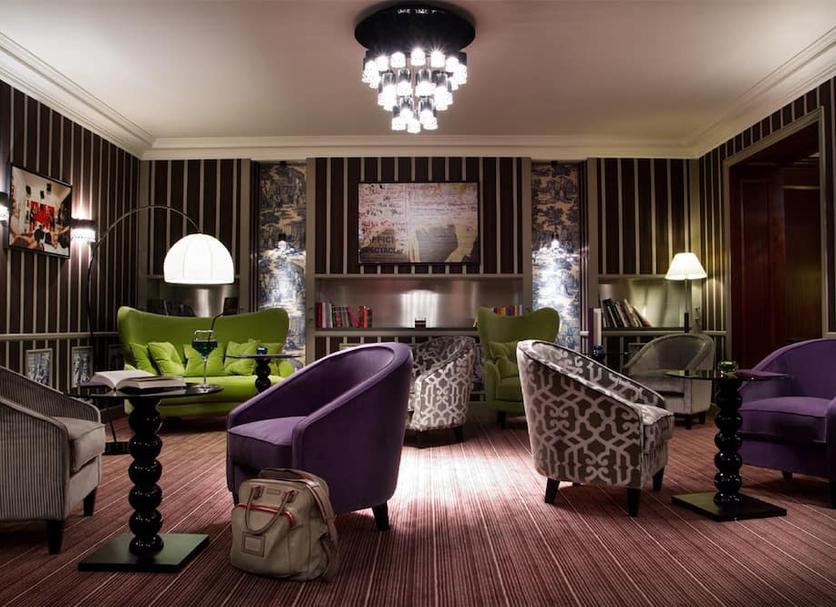 Lounge Photo