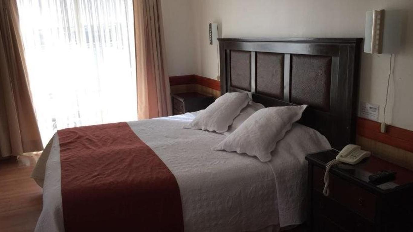 Hotel Encanto del Río