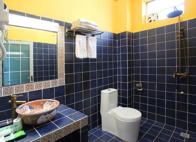 Bathroom Photo
