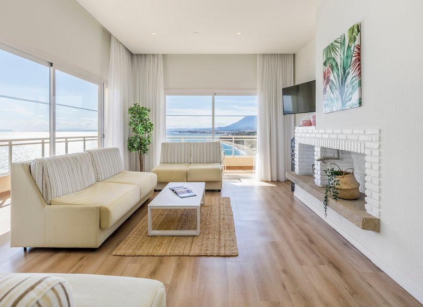 Living room Photo