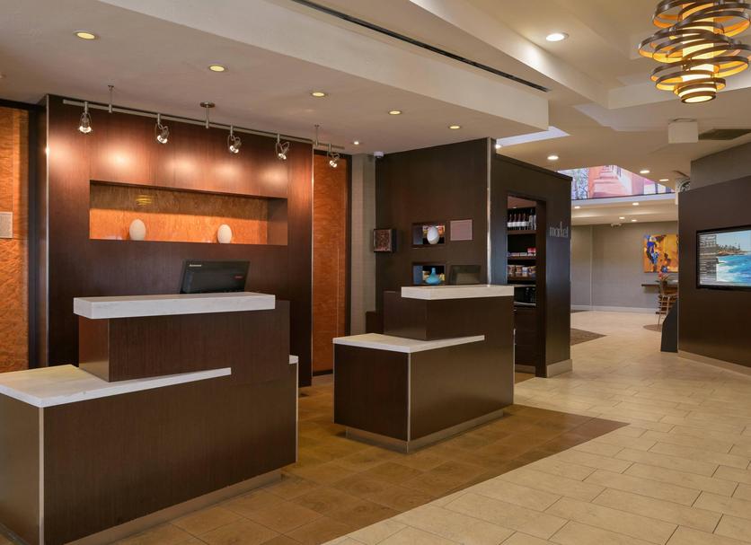 Front desk Photo