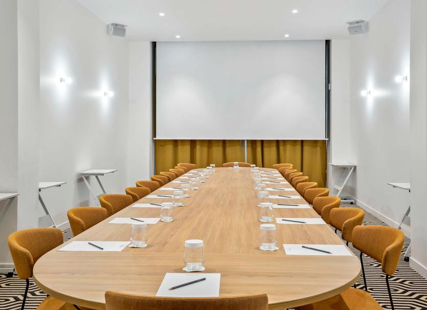 Conference room Photo