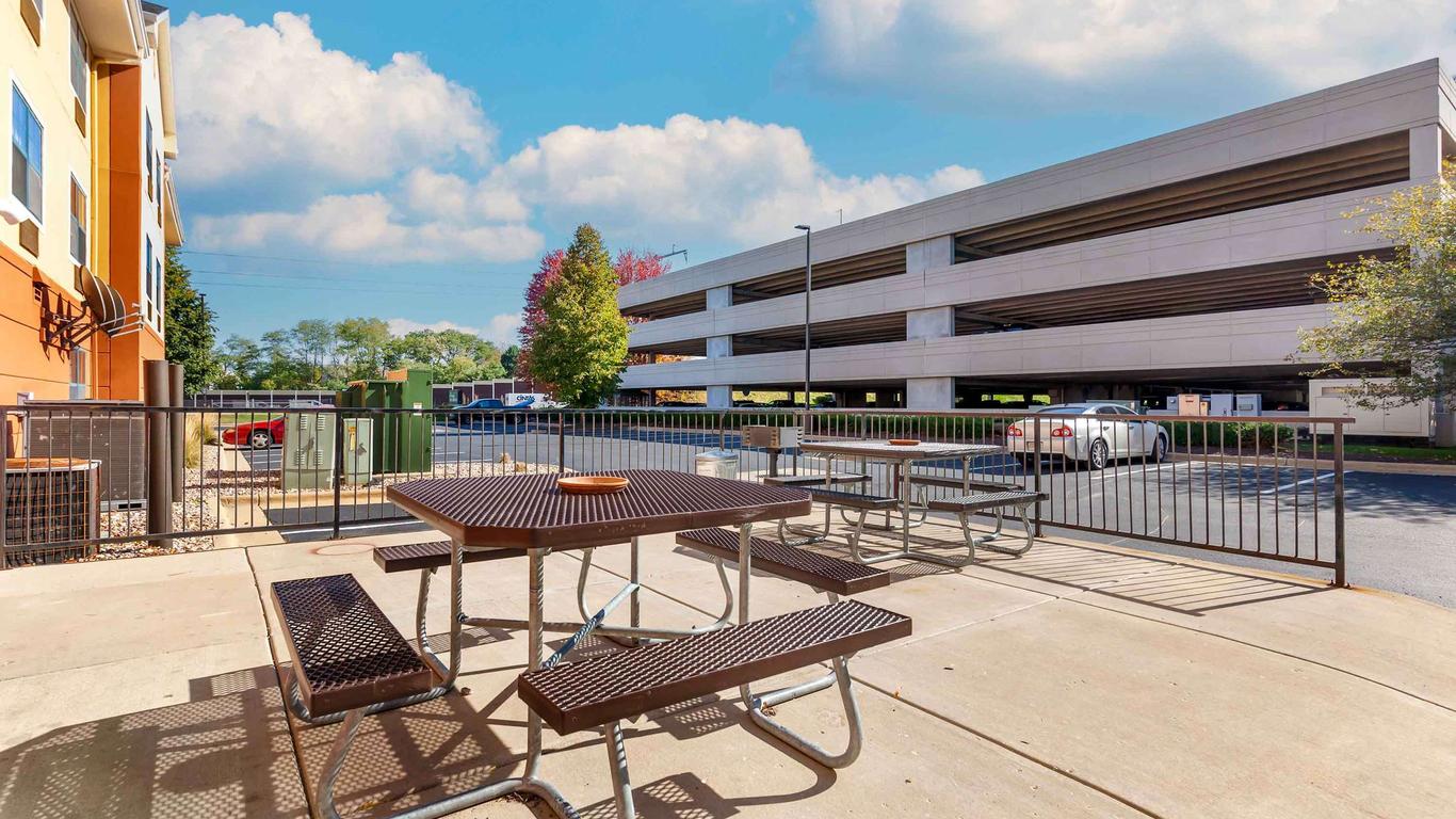 Extended Stay America Suites - Madison - Junction Court