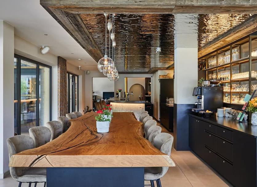 Dining room Photo