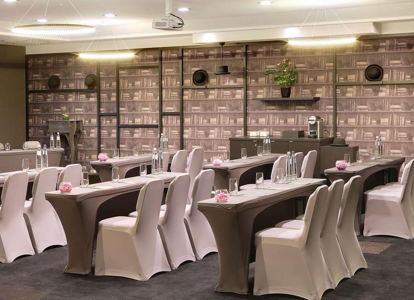 Banquet hall Photo
