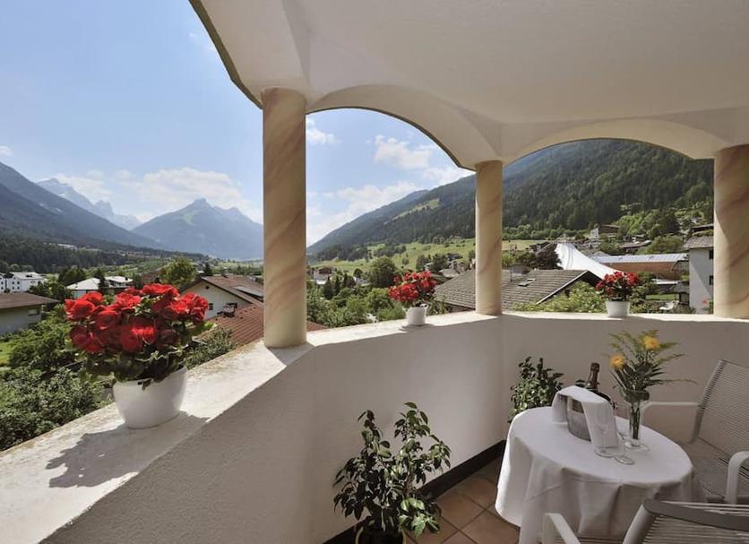 Balcony Photo