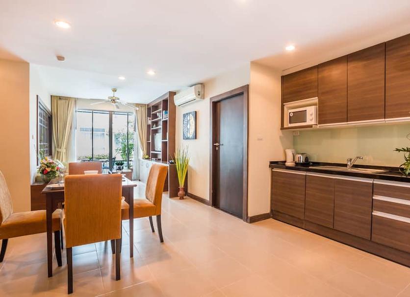 Dining room Photo