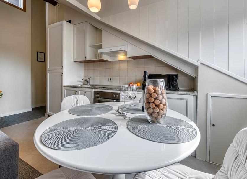 Kitchen Photo
