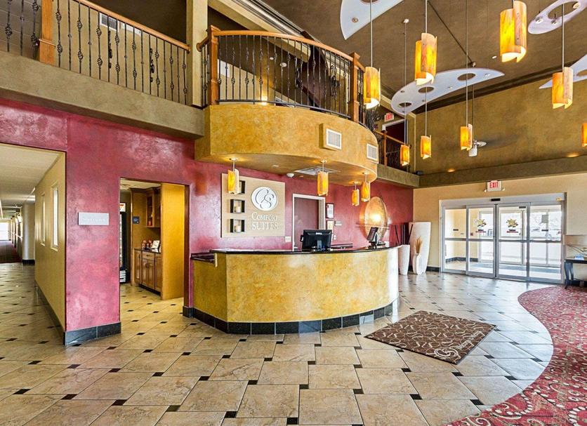 Front desk Photo
