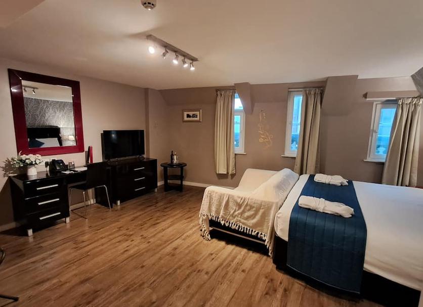 Bedroom Photo