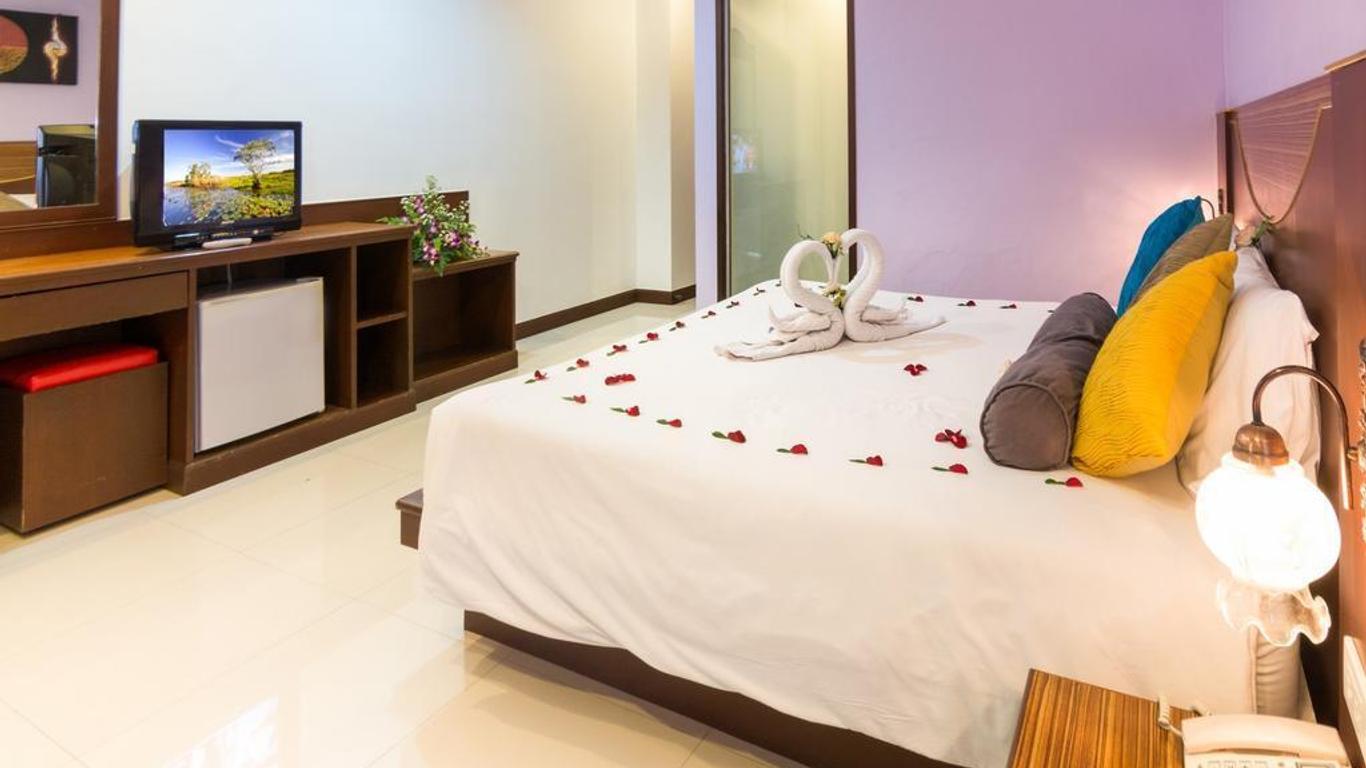 Issara Resort