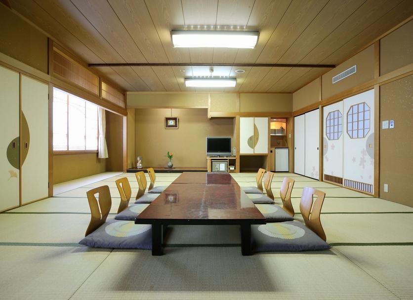 Dining room Photo