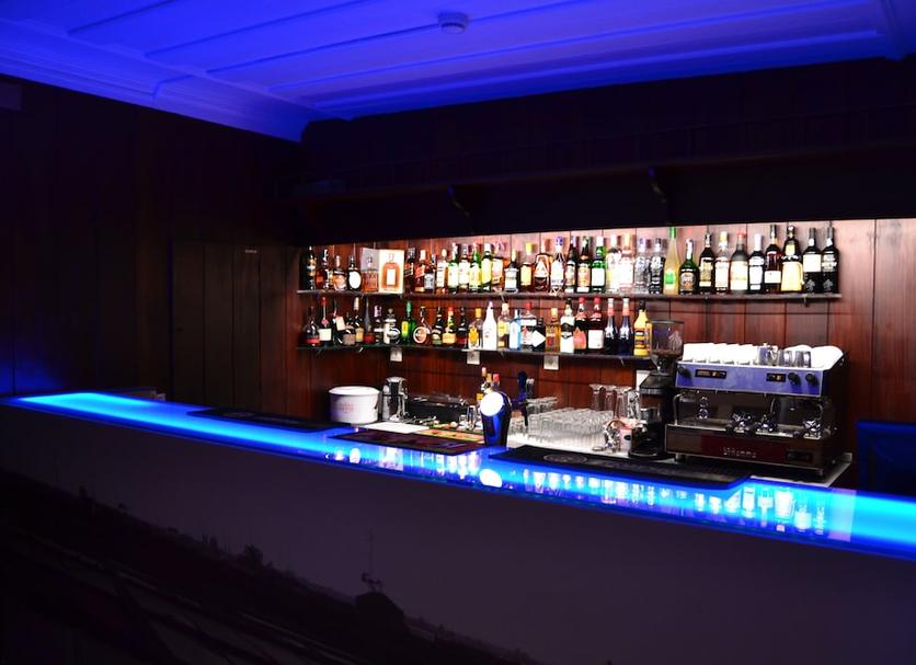 Bar Photo