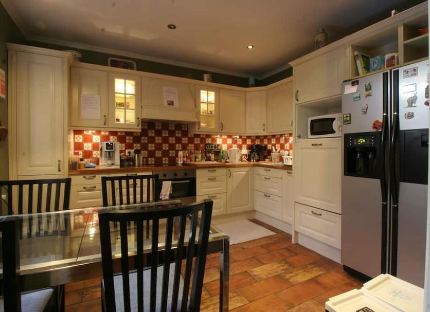 Kitchen Photo