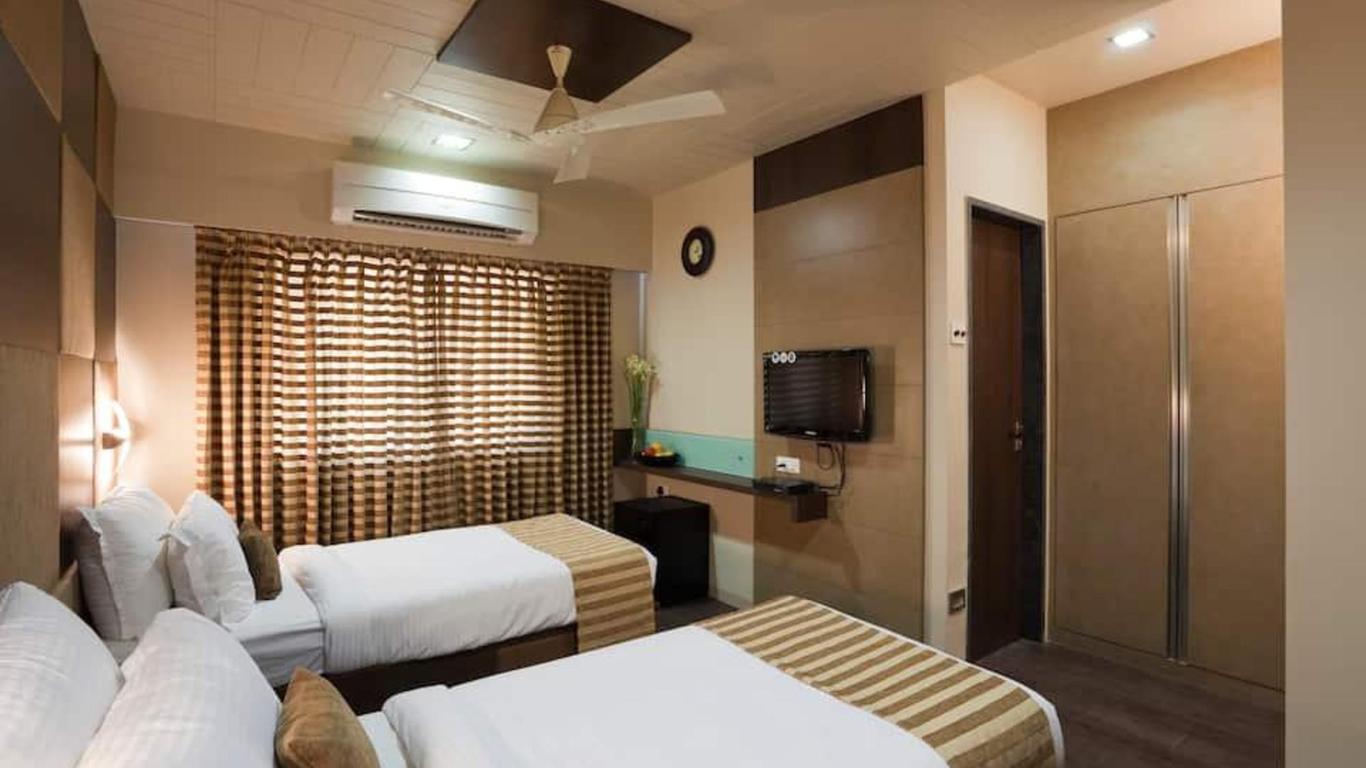 Skylark Business Hotel