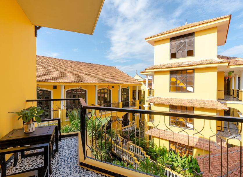 Balcony Photo
