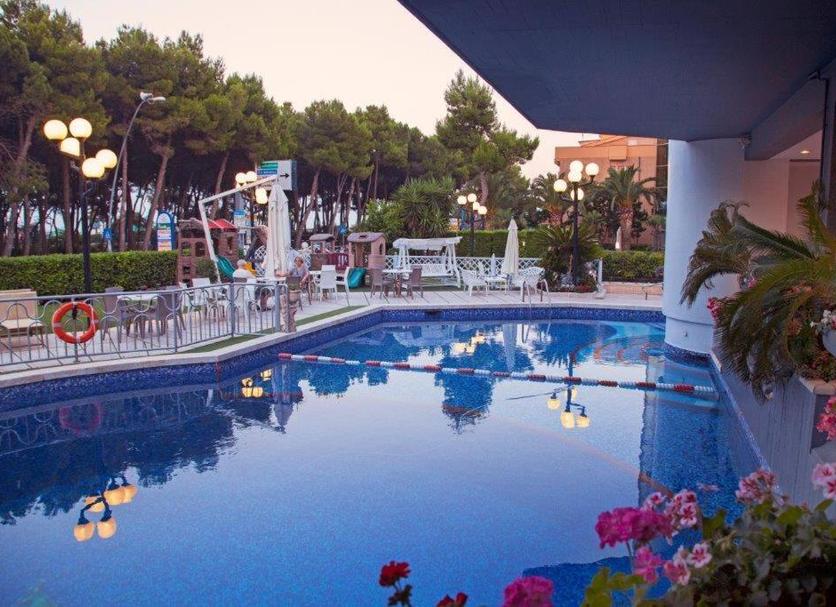 Pool Photo