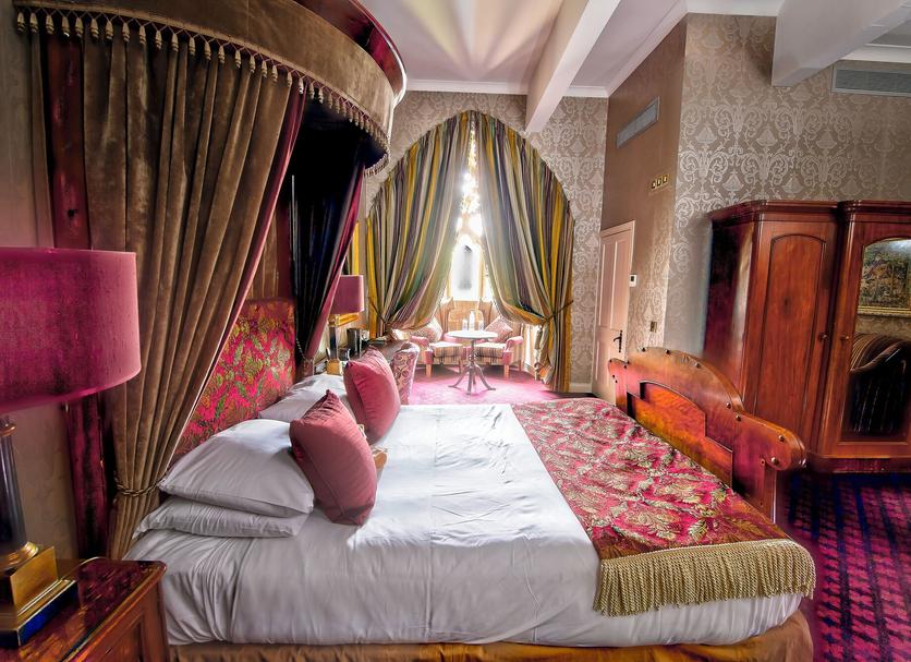 Bedroom Photo
