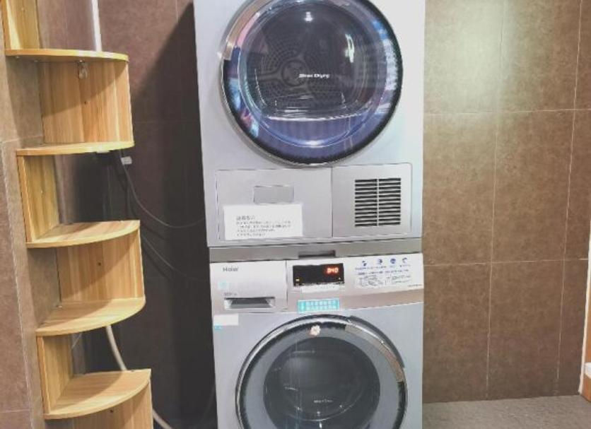 Laundry facility Photo
