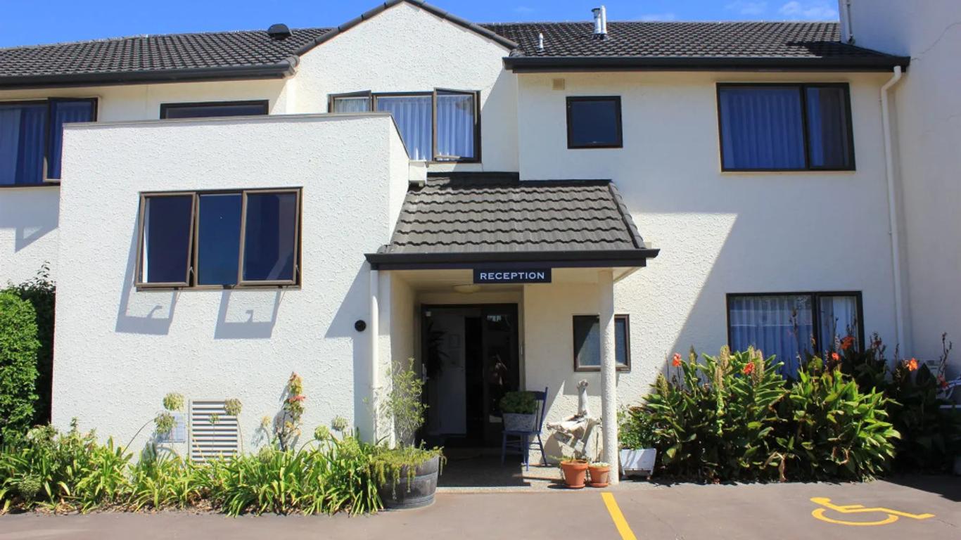 Parkside Lodge