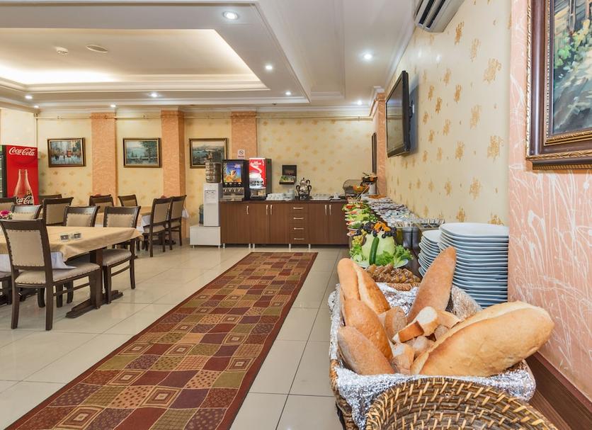 Restaurant Photo