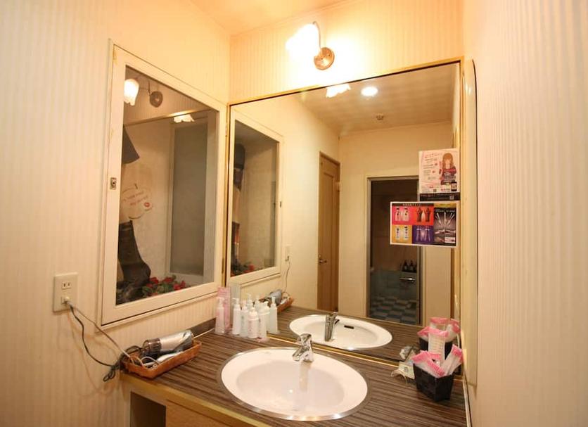 Bathroom Photo