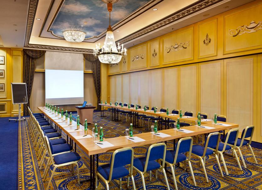 Conference room Photo