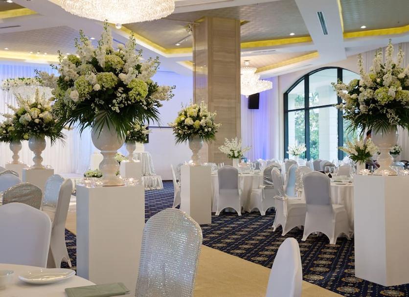 Banquet hall Photo