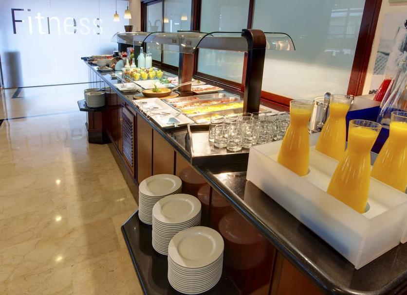 Buffet Photo