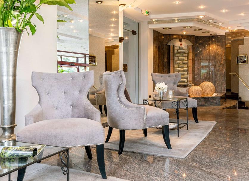 Lobby Photo