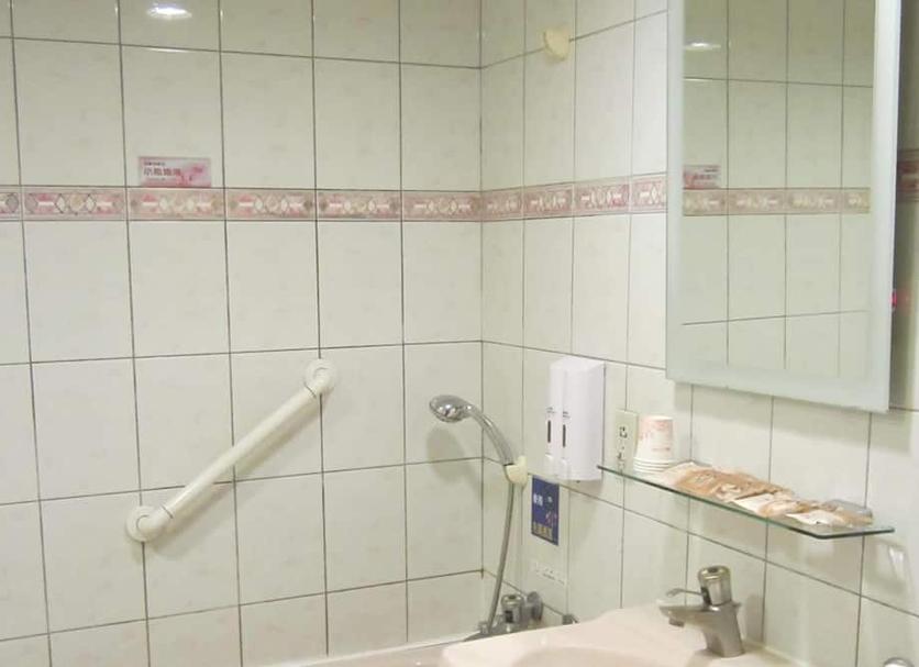Bathroom Photo