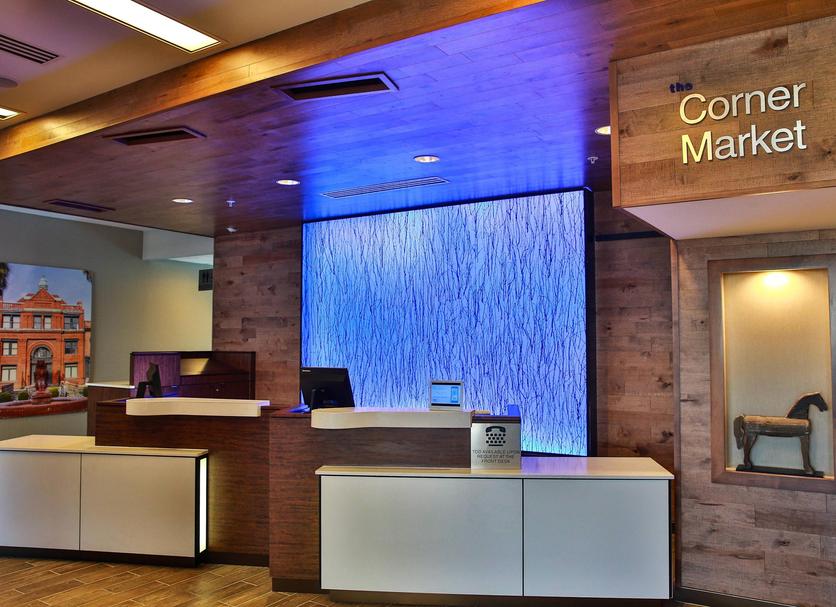 Front desk Photo