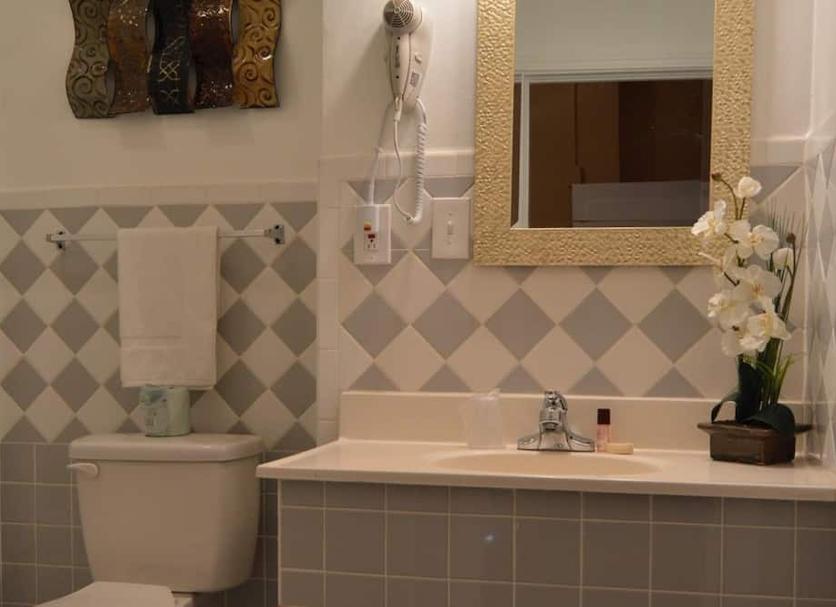 Bathroom Photo