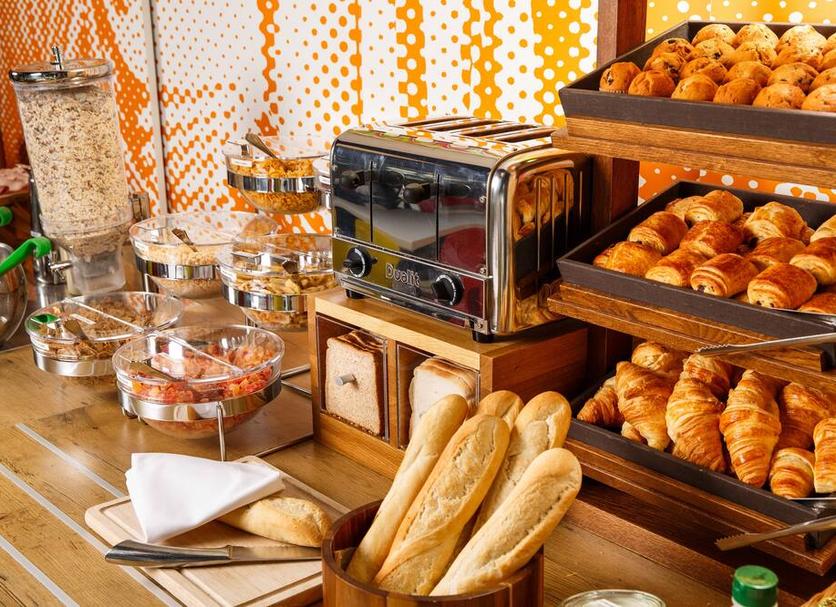 Buffet Photo