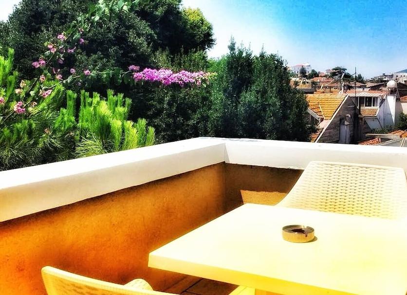 Balcony Photo