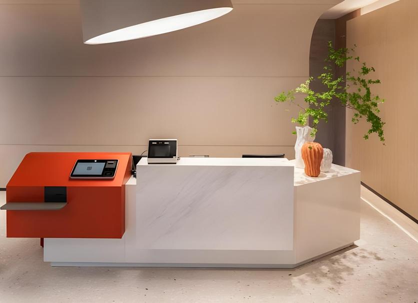 Front desk Photo